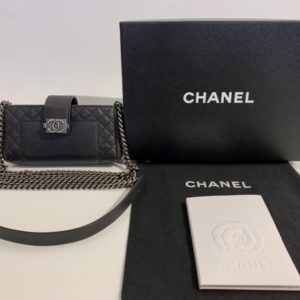 Chanel Boy laukku